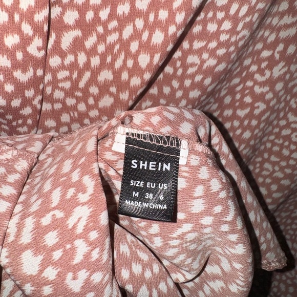 Pink and White Leopard Print SHEIN Blouse - Size Medium - Picture 7 of 7